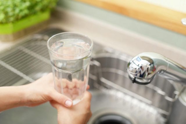 ガラス容器 vs プラスチック容器：本当に安心なのはどっち？
